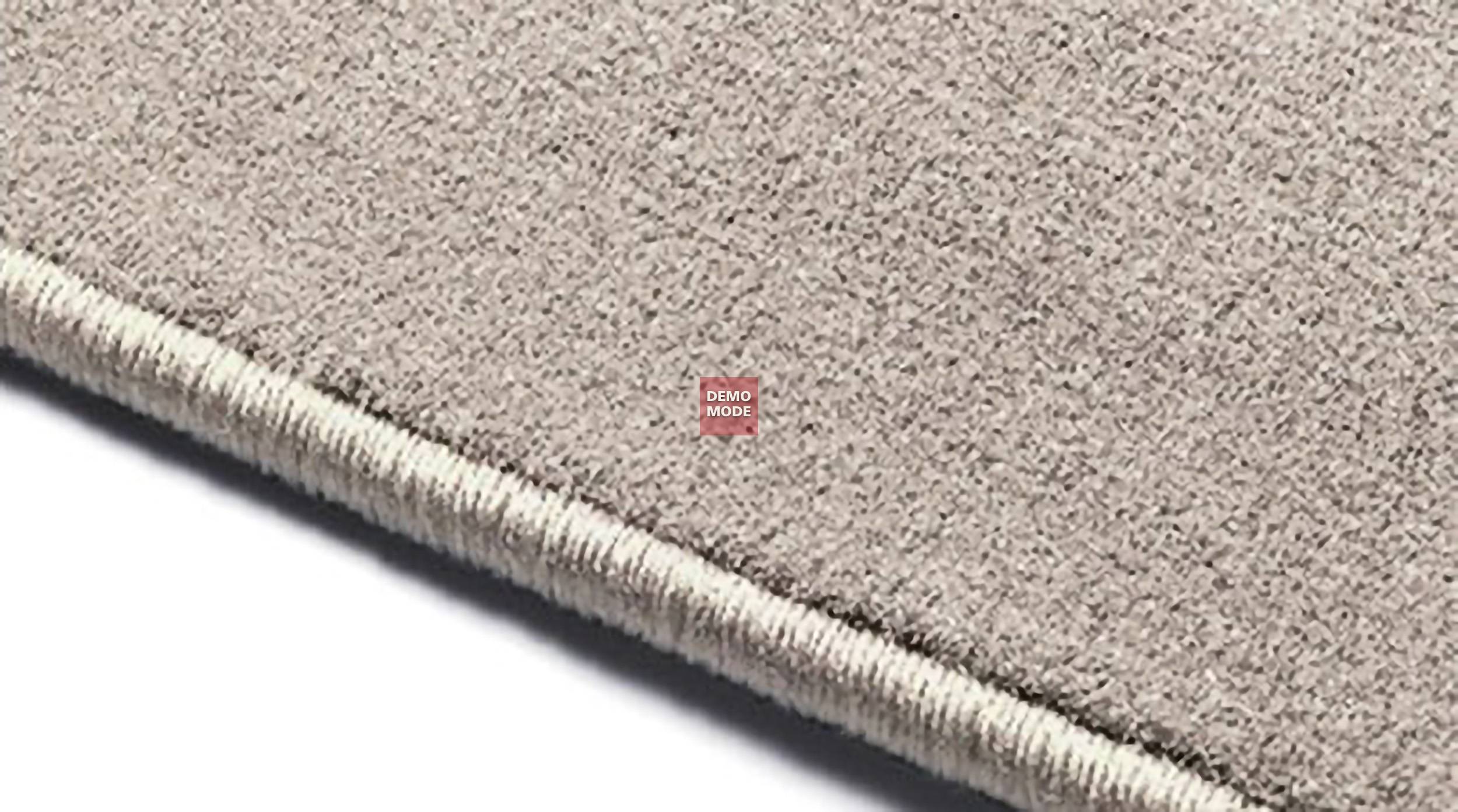 Tekstiilist põrandamattide komplekt (4 tk)