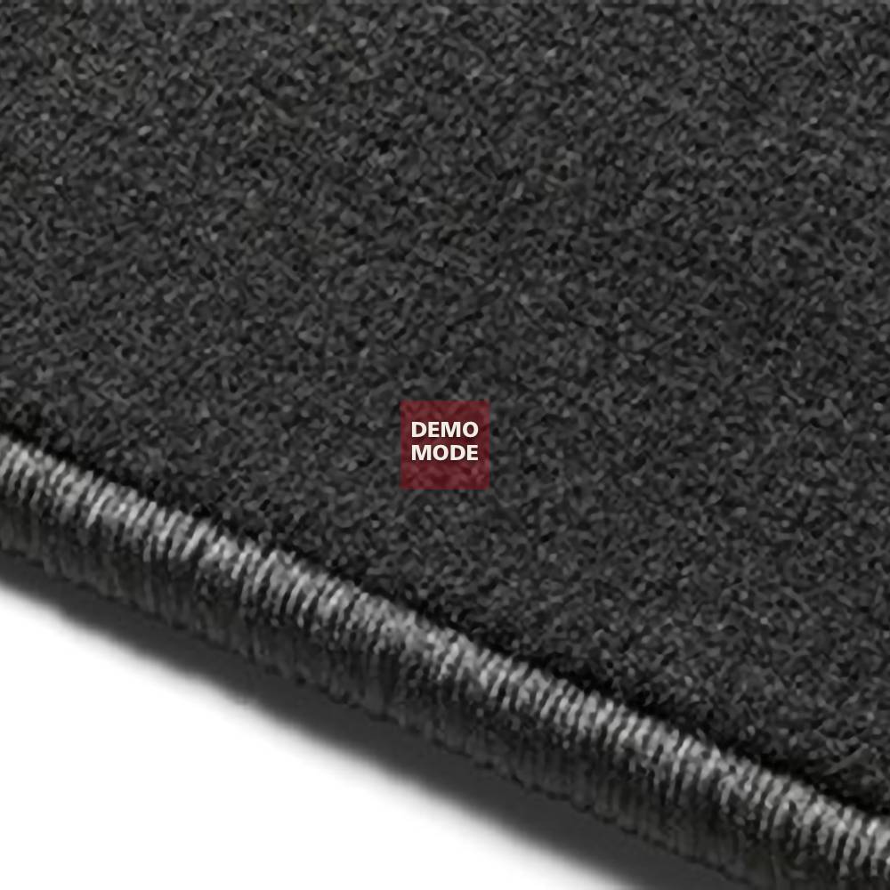 Tekstiilist matt 7-kohalise auto kolmandale istmereale