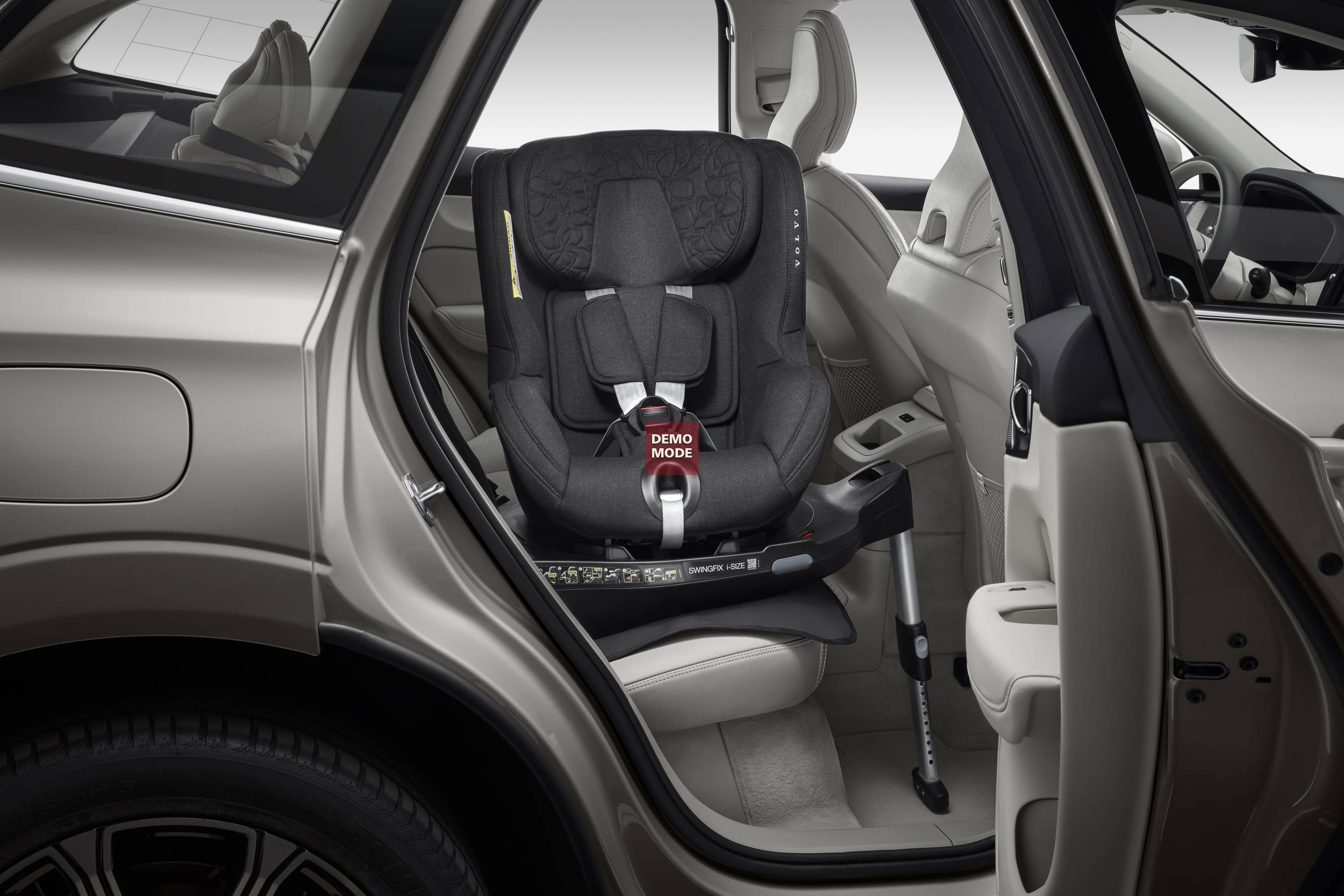 Seljaga sõidusuunas paigaldatav turvatool (i-Size)